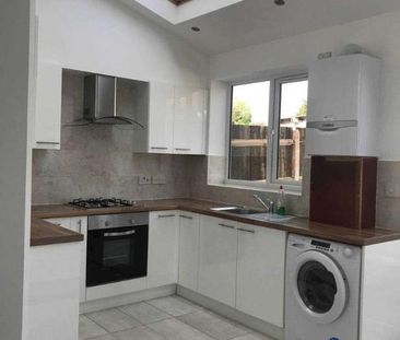 Tiverton Road, Edgware, HA8 - Photo 3