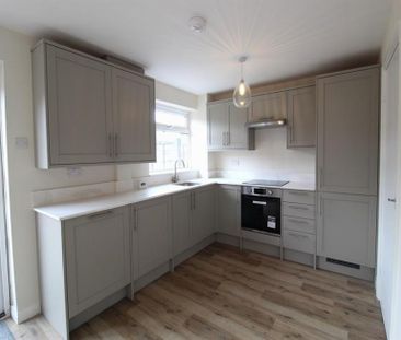 3 Bedroom Terraced To Let - Photo 4