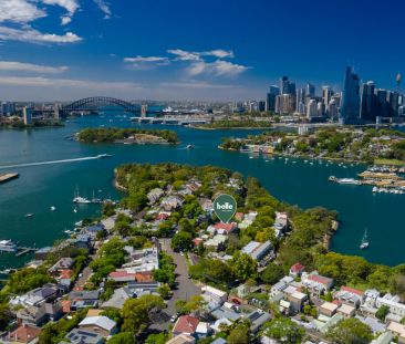 Tranquil Living In Harbourside Pocket One Street Back From The Water - Photo 6