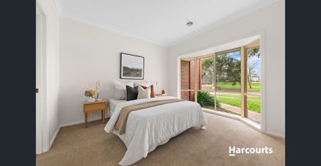 Modern Family Home in a Peaceful Pakenham Pocket - Photo 5