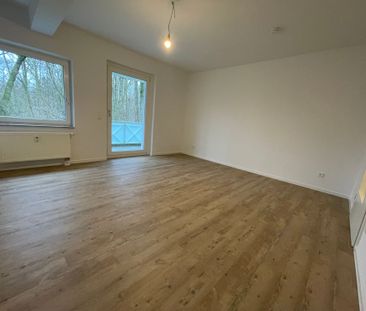 *sanierte Balkonwohnung*Tageslichtbad*Erdgeschoss* - Foto 2
