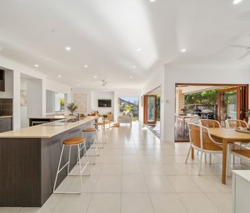 THE PERFECT BLEND OF SPACE, STYLE & COMFORT - Photo 2