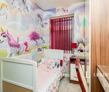 4 bedroom house to rent Gedling Road, Arnold, Nottingham, Nottingha... - Photo 2