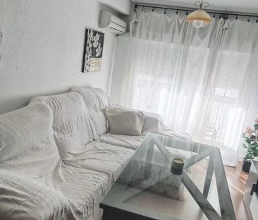 Piso de alquiler en Ctra. Circunvalación - La Magdalena - Foto 1