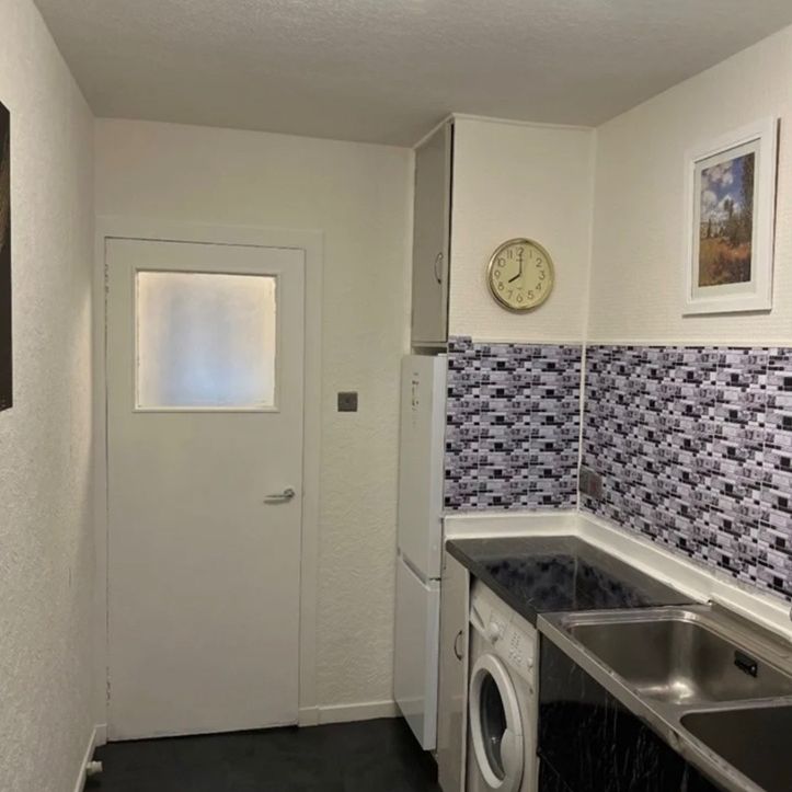 2 Bed Flat, Brierfield Terrace, AB16 - Photo 1