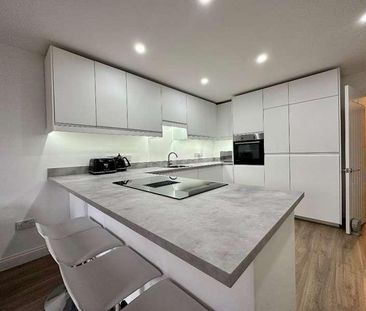 Marks Court, Southend On Sea, Essex, SS1 - Photo 6