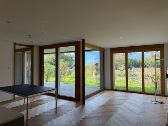 Moderne 3.5-Zimmer-Neubauwohnung in Hünibach - Foto 1