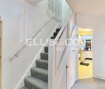 3 bedroom semi-detached house to rent - Photo 6