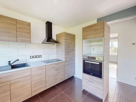 Location Appartement 3 pièces 70 m2 à Lucé - Photo 4