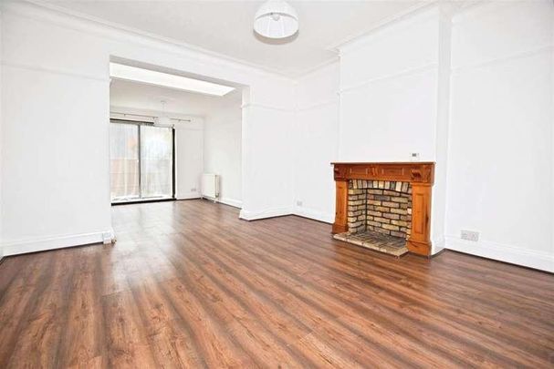 Devonshire Road, Mill Hill, NW7 - Photo 1