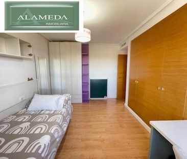 3 room luxury Flat for rent in Valencia, Spain - Photo 3