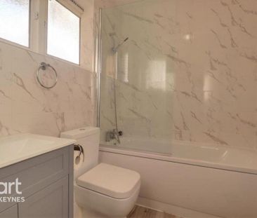 4 bedroom end of terrace house to rent - Photo 6