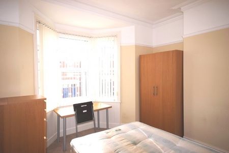 3 Bed - Grosvenor Gardens, Jesmond Vale - Photo 5