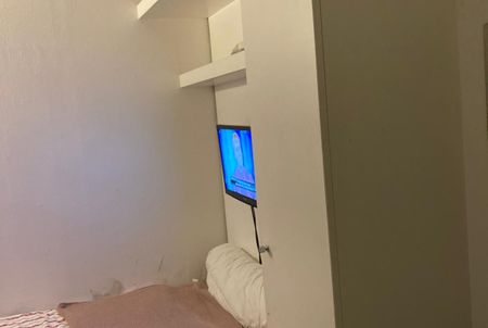 SINGLE ROOM DALGARNO GARDENS NORTH KENSINGTON W10 - Photo 2