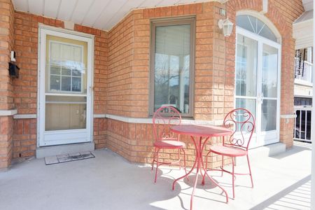 For Lease - 10 Sheldon Drive, Ajax, Ontario - Photo 5