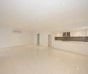 FULLY UPDATED THROUGHOUT! - Photo 5