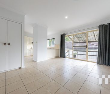 Level, Easy Care Villa in Quiet Location - Photo 3