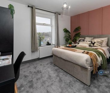 1 bedroom in a house share to rent - Photo 4