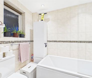 1 bedroom Maisonette in Maiden Place, Reading - Photo 4