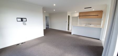 19 Petunia Drive, Wigram - Photo 3