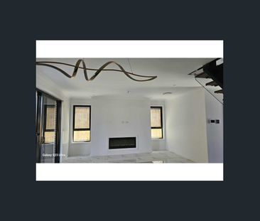 5 Bedrooms Brand New House for Rent in Airds - Photo 1