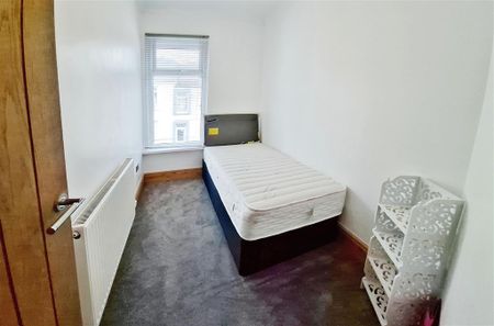 Campbell Street, SWANSEA - Photo 5