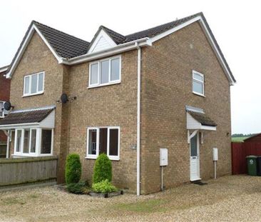 2 bedroom semi-detached house to rent - Photo 1