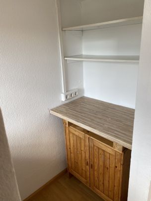 FR-Citylage! Uninähe! Nur für Studierende. Helles WG- Zimmer mit eigener Mini- Küche. Frei 1. Nov. - Foto 1