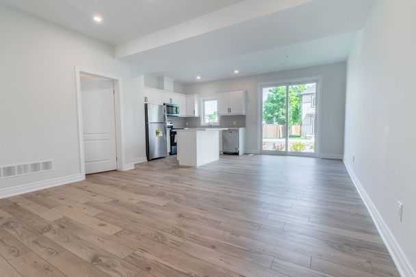 For Lease - 121A Moffatt Street Unit# 15, St. Catharines, Ontario - Photo 1