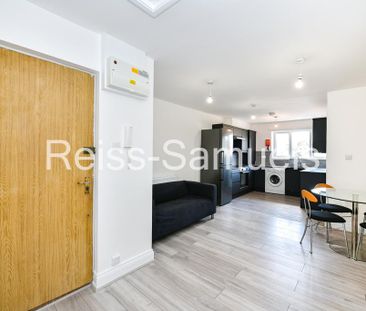 3 bedroom apartment to rent - Photo 3