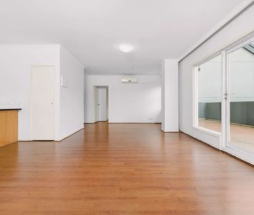 2Bedrooms, 1Bathrooms - Photo 1