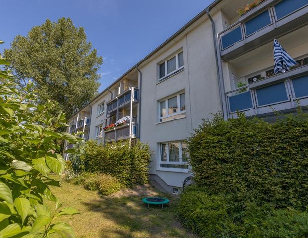 3-Zimmer-Wohnung in Flensburg Mürwik mit Balkon und Einbauküche - Photo 1