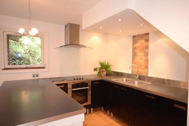 Kinver, Guildford Road, Frimley Green, GU16 - Photo 1