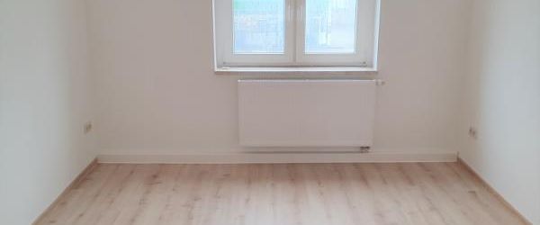 3-Raum-Wohnung mit Balkon - Photo 1