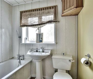 1 bedroom property to rent - Photo 2