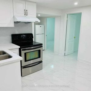 23 Lynmont Road #Lower - Photo 2