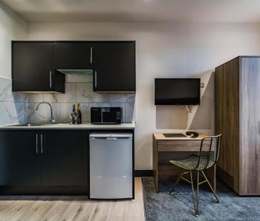 Studio to rent - Photo 5