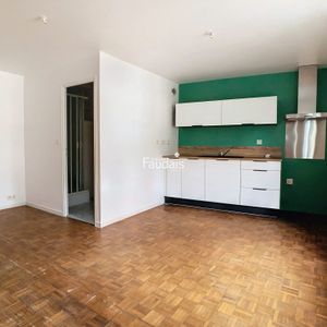 Location Appartement 2 pièces 36m² COUTANCES 50200 - Photo 2