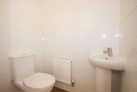 Haywood Road, Warwick, CV34 - Photo 4