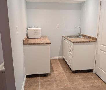 For Lease - 50 Antique Drive, Richmond Hill, Ontario - Photo 5