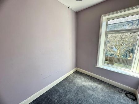 3 bedroom end of terrace house to rent - Photo 5