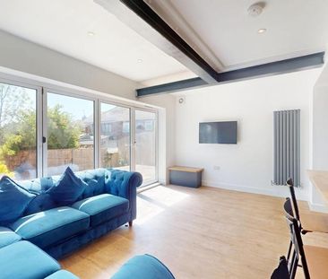 6 bedroom house to rent - Photo 1