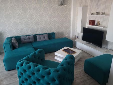 Apartament 3 camere, 84 mp, zona Craiovita Noua - Fantasy Pa - Fotografie 2