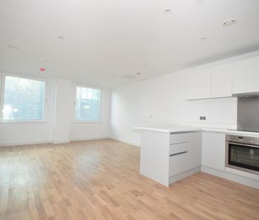 2 bedroom apartment to rent - Photo 6