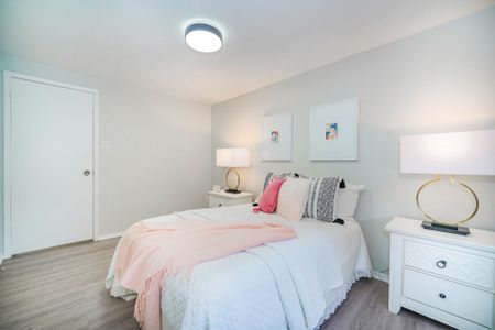 For Lease - 36 Oakhaven Drive, Toronto, Ontario - Photo 3