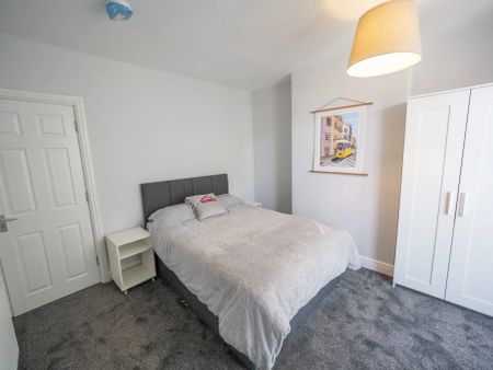 Cambridge Street (4 bed) - Photo 3