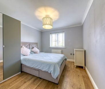 2 Bed Flat, Old School Place, CR0 - Photo 6