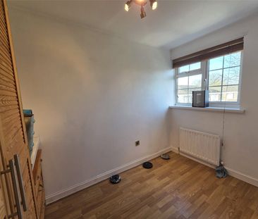 Cleveland Close, Basingstoke, Hampshire, RG22 - Photo 5