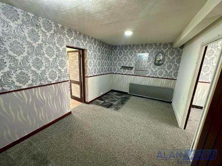 5 bedroom terraced house to rent - Photo 3