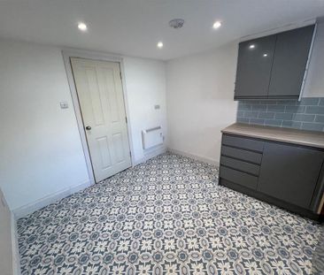 1 bedroom end of terrace house to rent - Photo 5